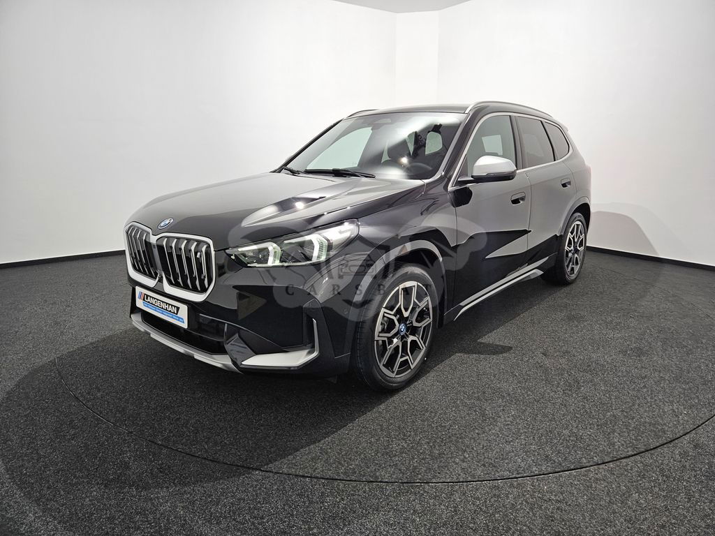 BMW iX1 2023
