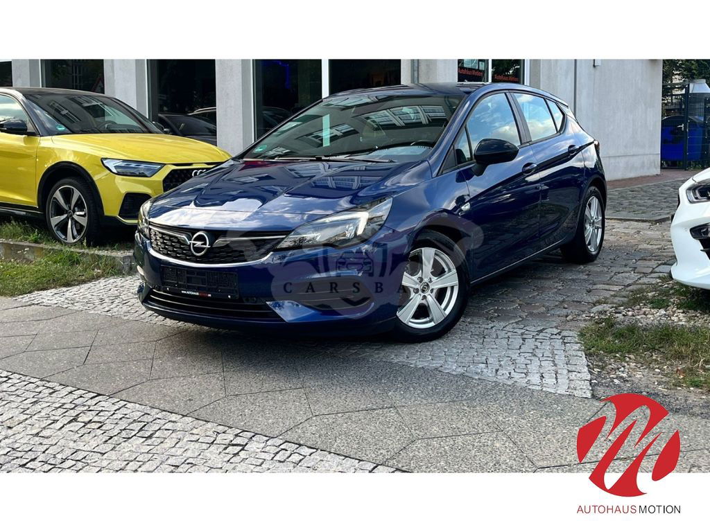 Opel Astra 2021