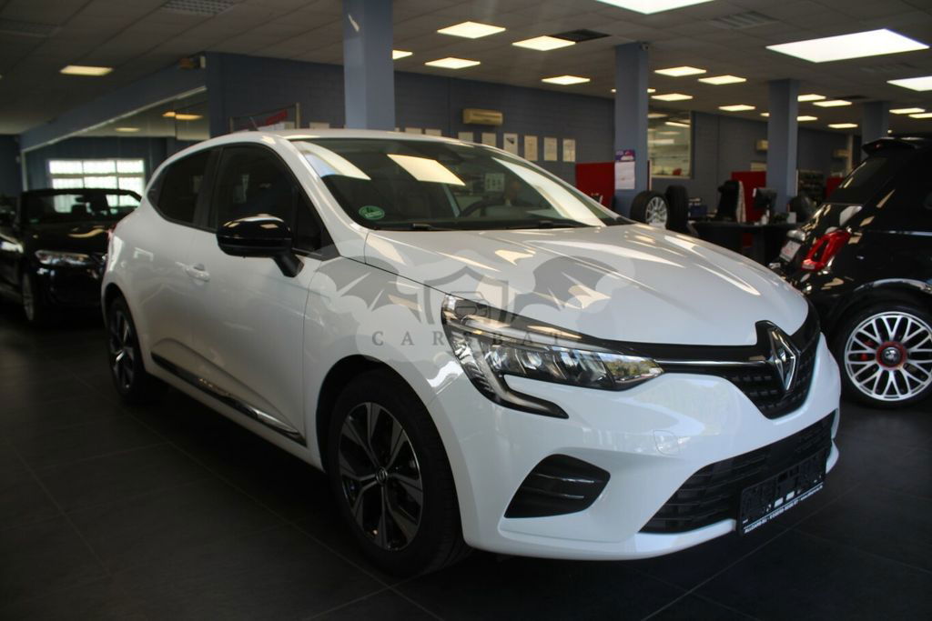 Renault Clio 2023