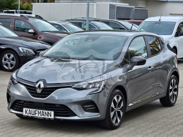 Renault Clio 2023