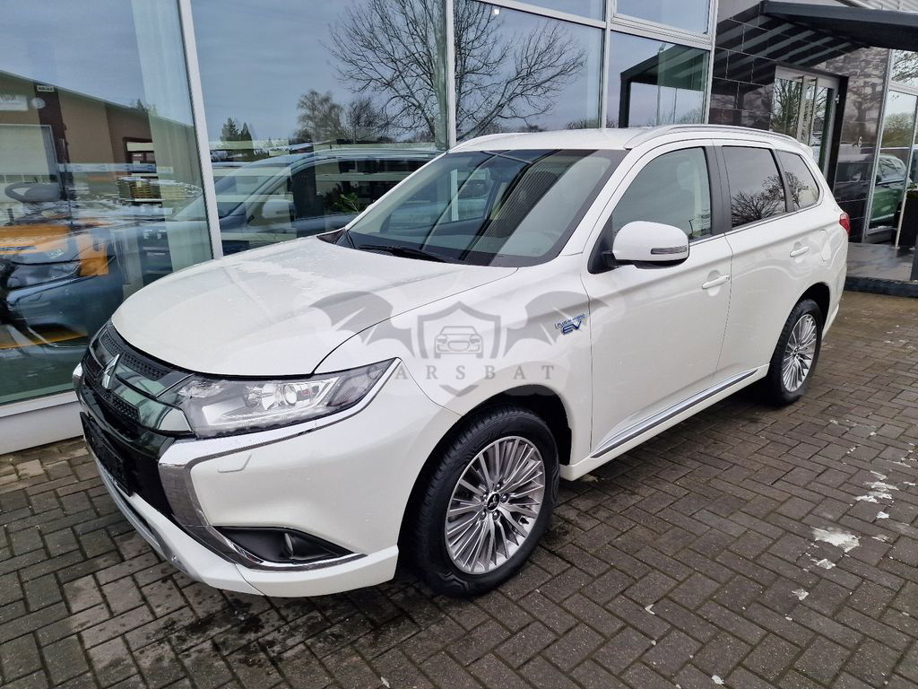 Mitsubishi Outlander 2021
