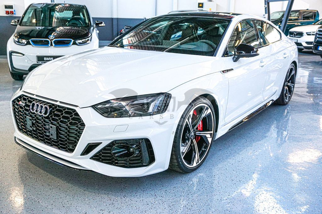 Audi RS5 2021