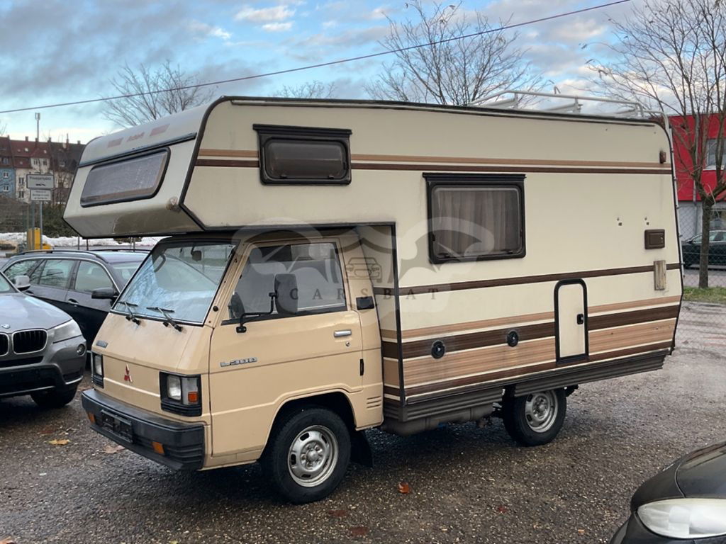 Mitsubishi L300 1985