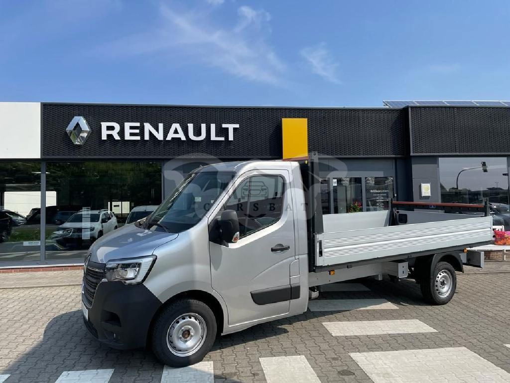 Renault Master 2023