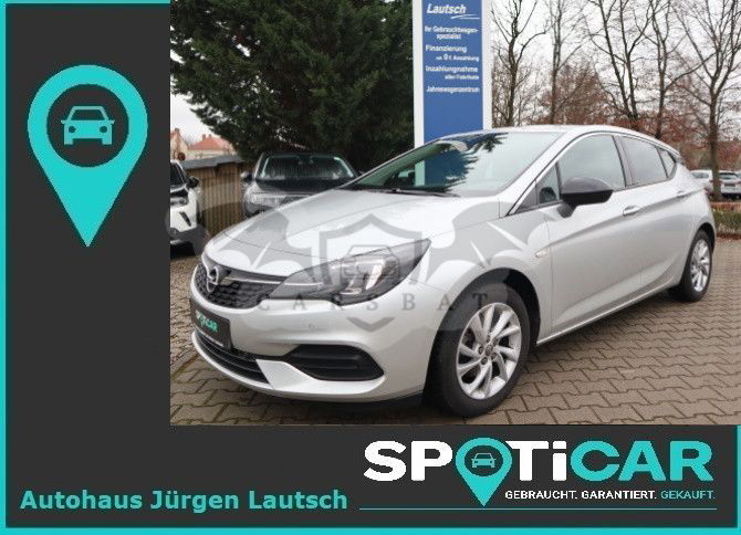 Opel Astra 2021