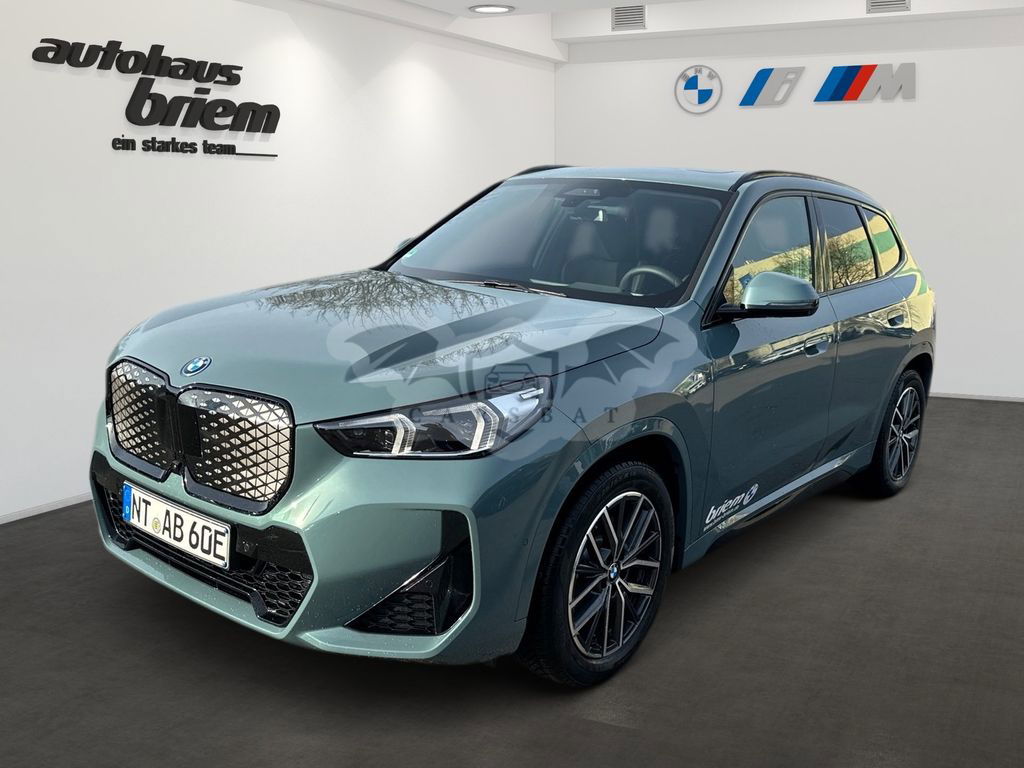 BMW iX1 2023