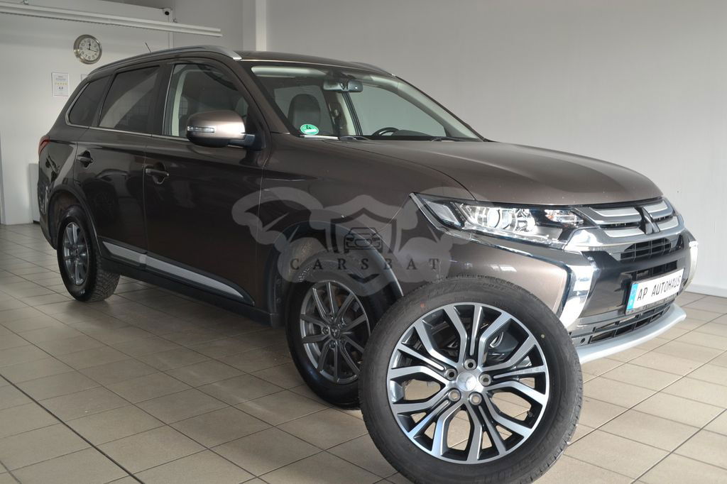 Mitsubishi Outlander 2016