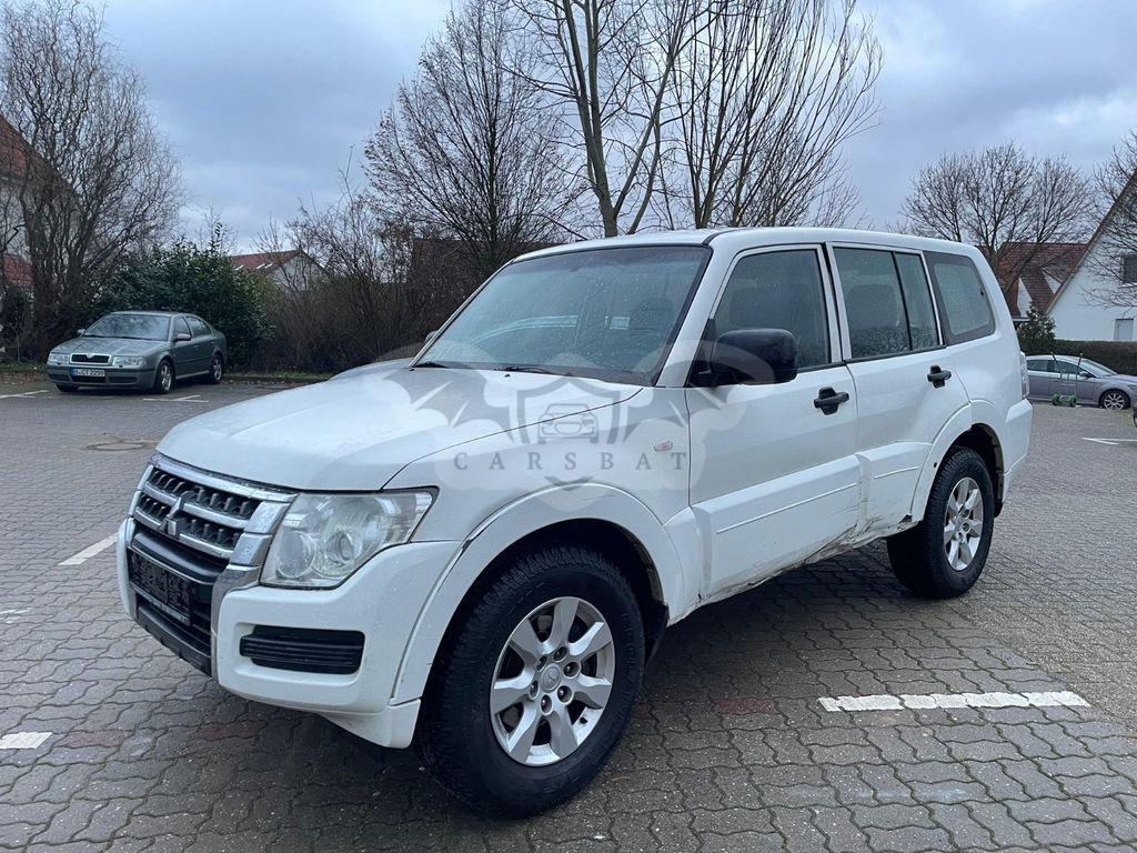 Mitsubishi Pajero 2015