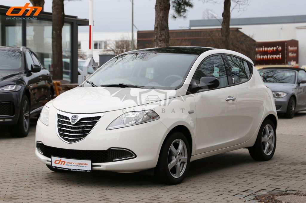 Lancia Ypsilon 2014