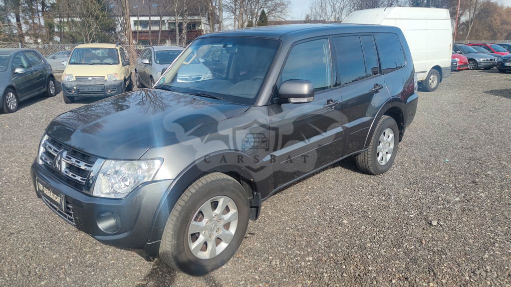 Mitsubishi Pajero 2013