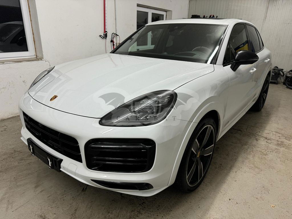 Porsche Cayenne 2020