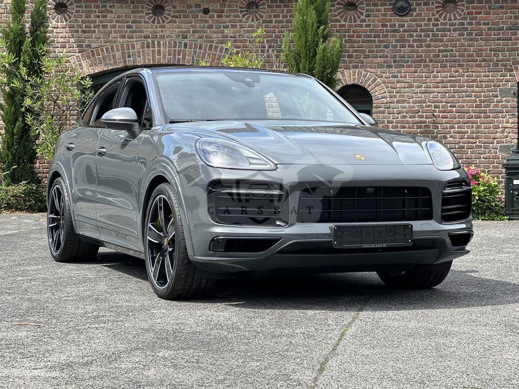 Porsche Cayenne 2022