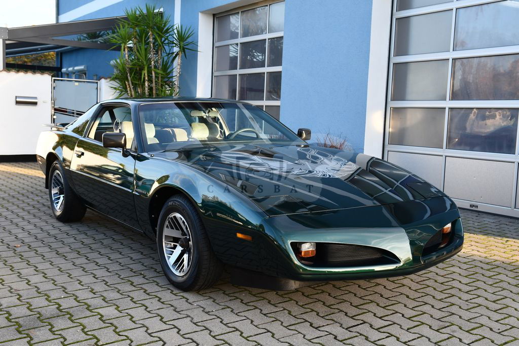 Pontiac Firebird 1990