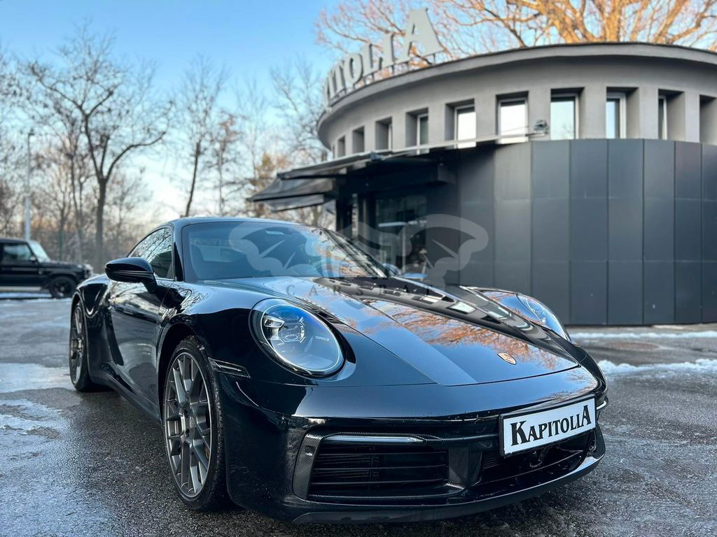 Porsche 992 2019