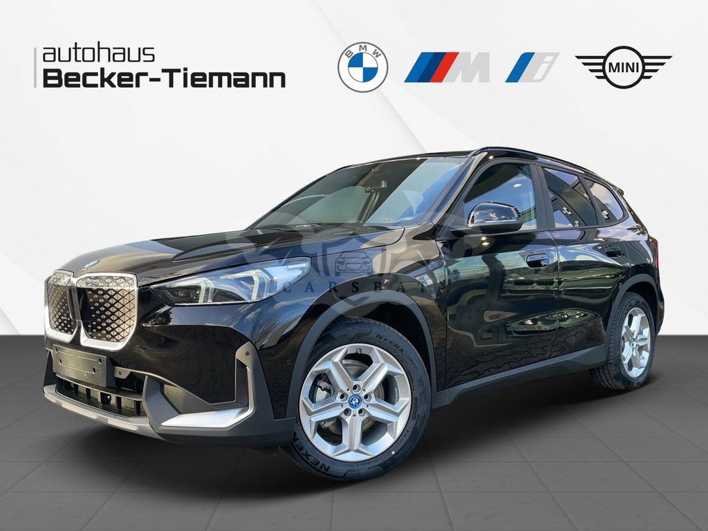 BMW iX1 2024