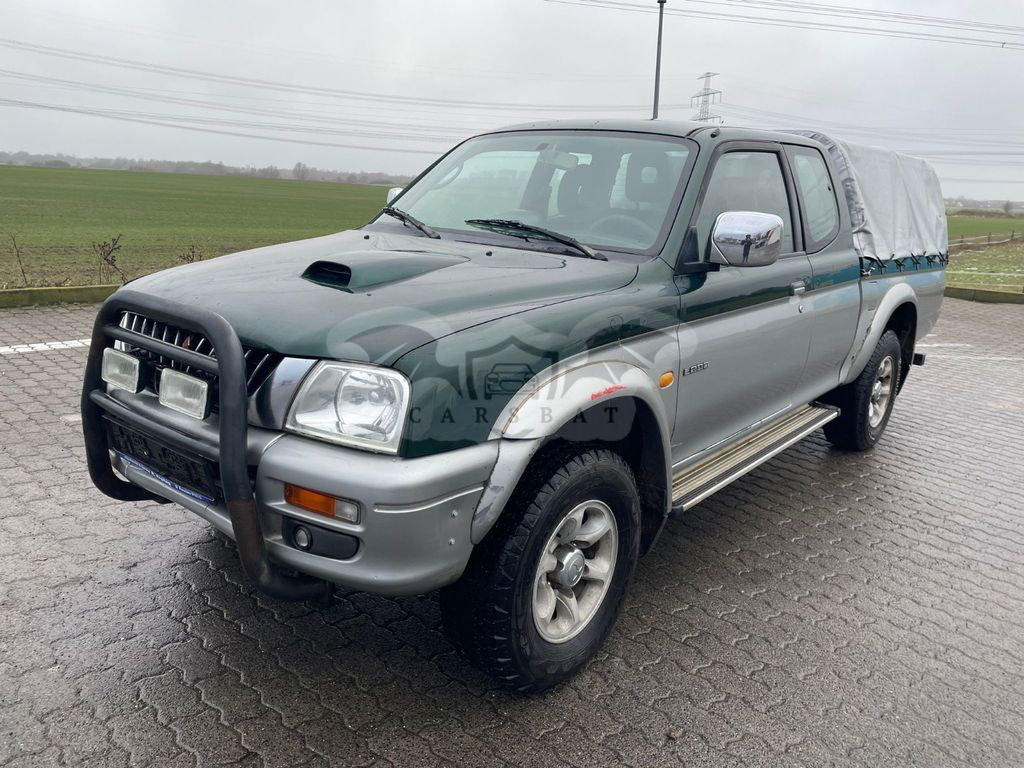 Mitsubishi L200 2002