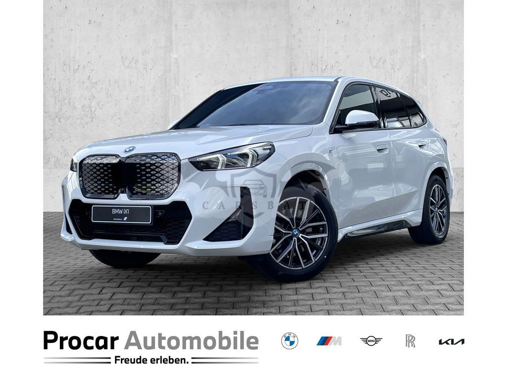 BMW iX1 2024