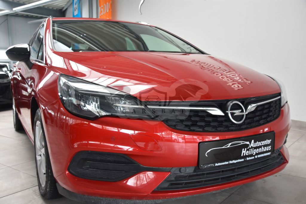 Opel Astra 2021