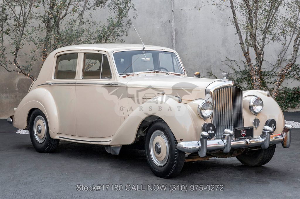 Bentley R-Type 1953