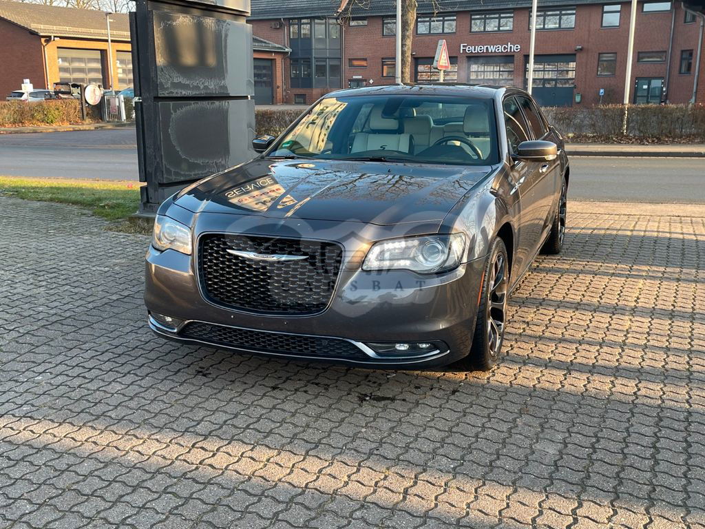 Chrysler 300C 2020