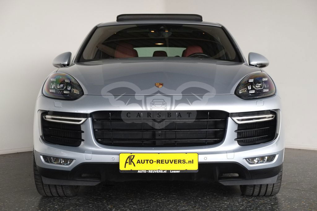 Porsche Cayenne 2020