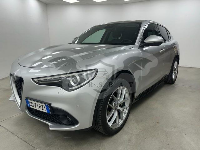 Alfa Romeo Stelvio 2021