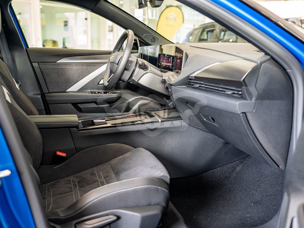 Opel Astra 2023