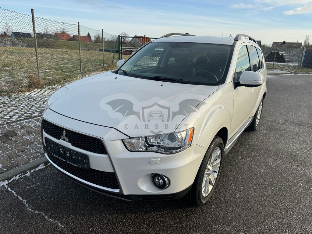 Mitsubishi Outlander 2011