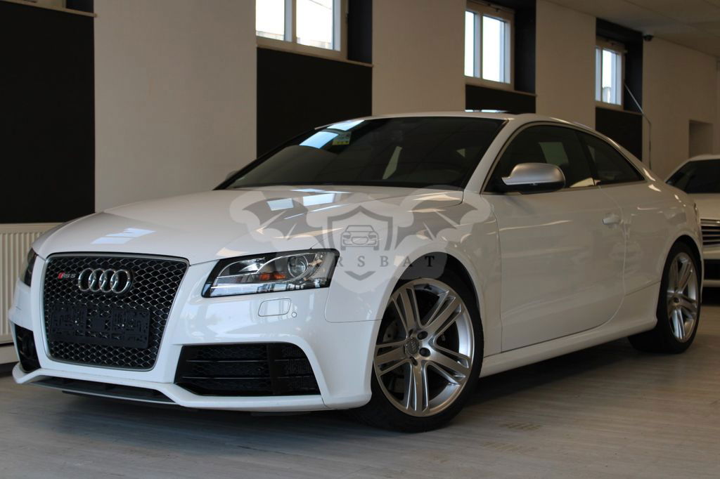 Audi RS5 2010
