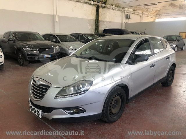 Lancia Delta 2011