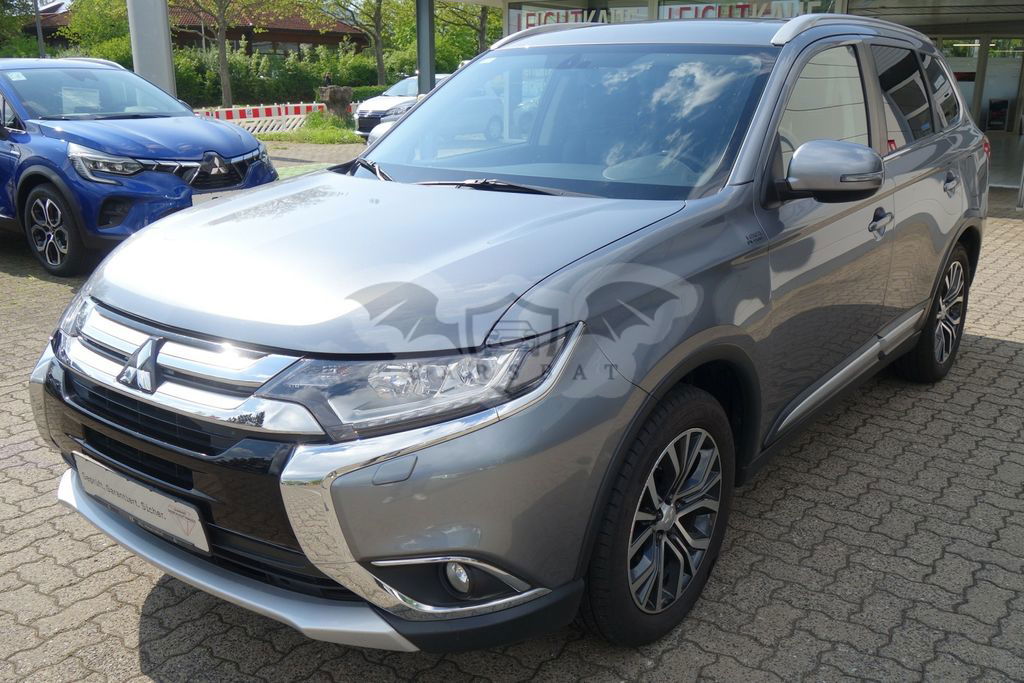 Mitsubishi Outlander 2016