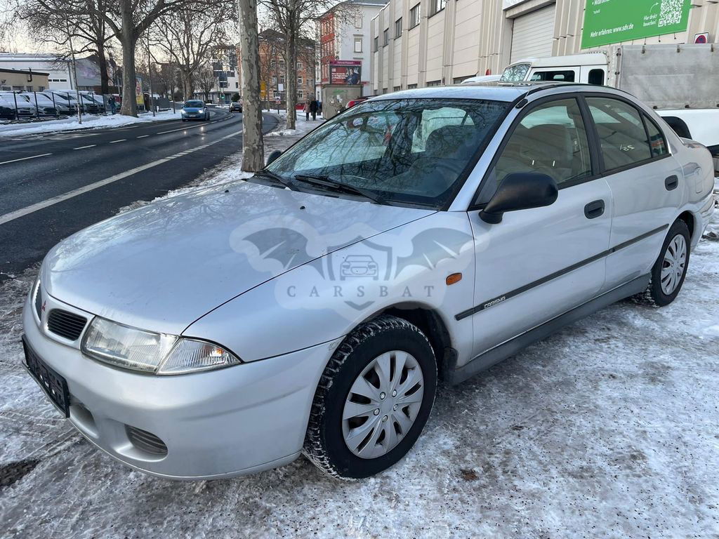 Mitsubishi Carisma 1996