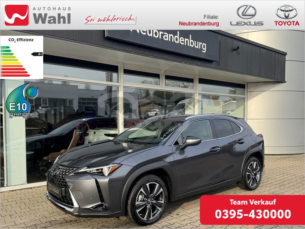 Lexus UX 2024