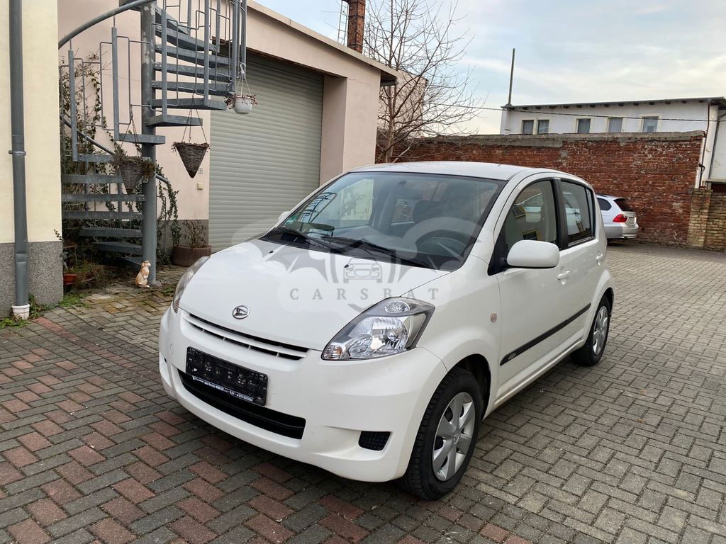 Daihatsu Sirion 2012