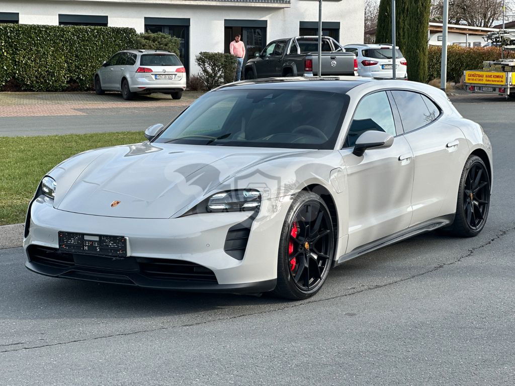 Porsche Taycan 2023