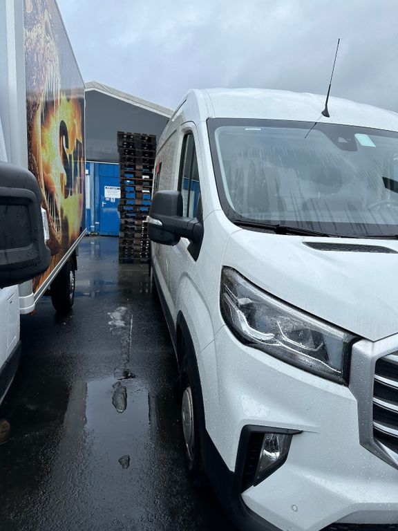 Maxus Deliver 9 2023