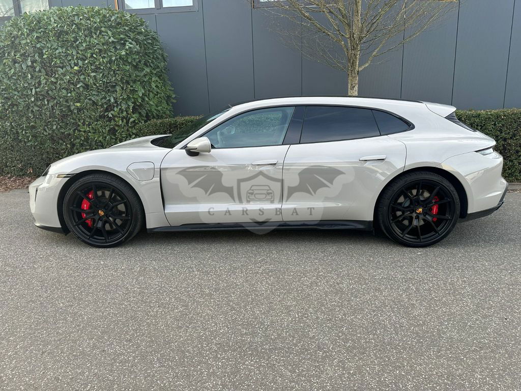 Porsche Taycan 2023