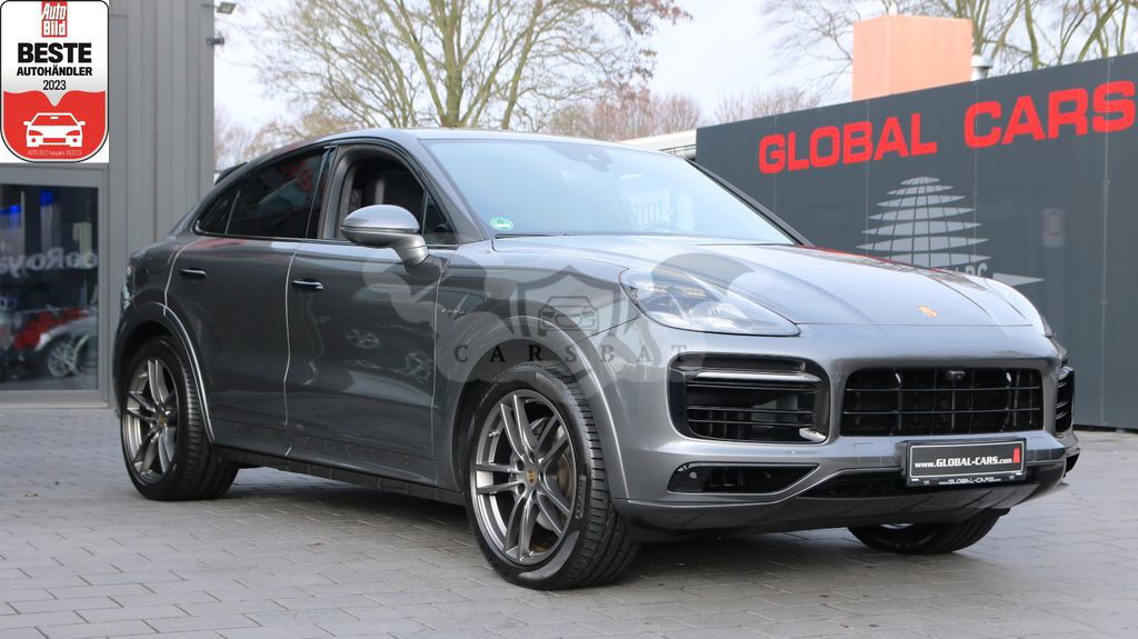 Porsche Cayenne 2021