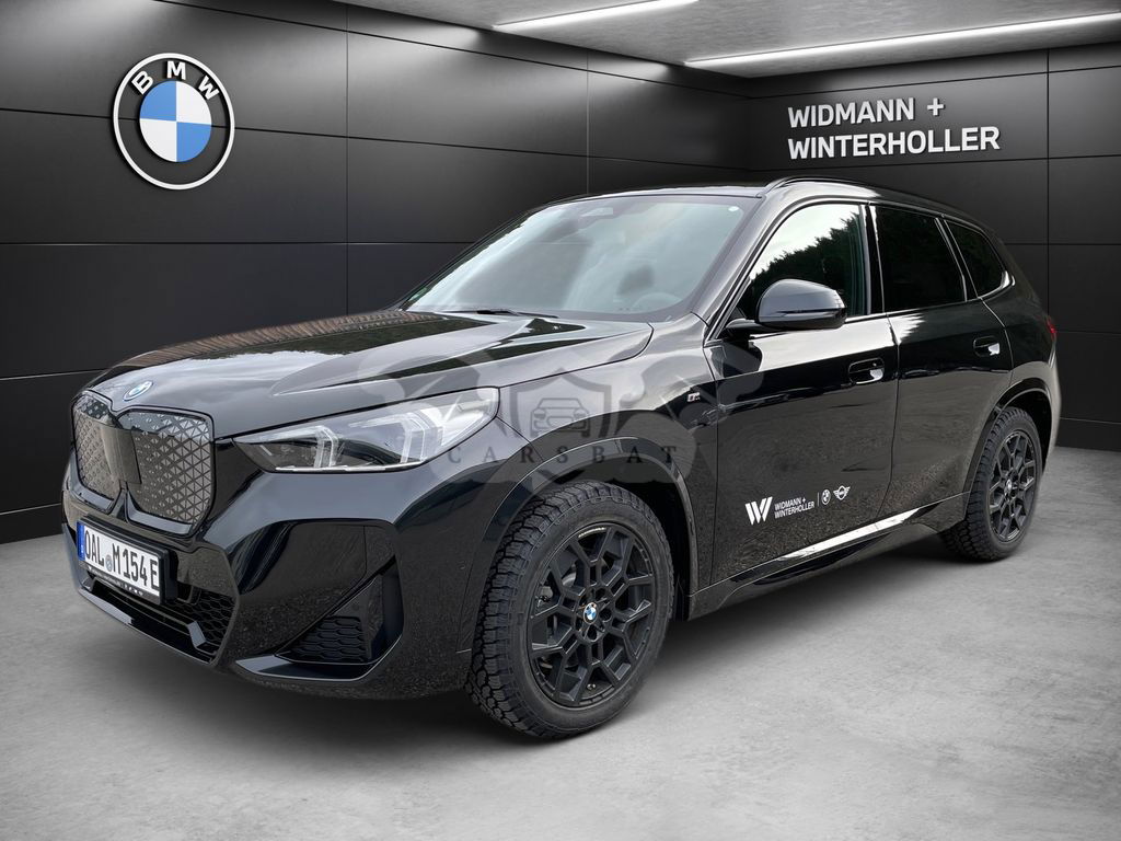 BMW iX1 2024