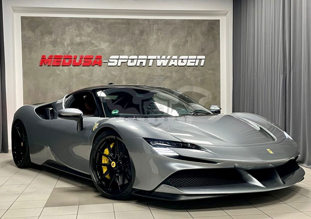 Ferrari SF90 2021