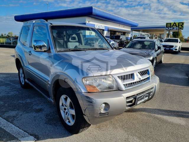 Mitsubishi Pajero 2006