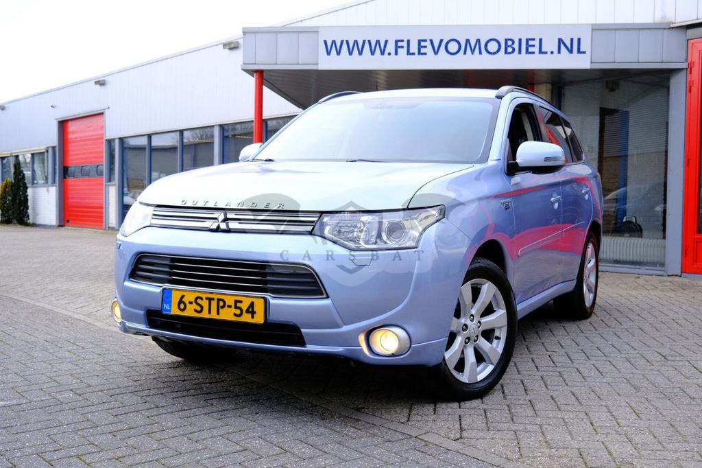 Mitsubishi Outlander 2013