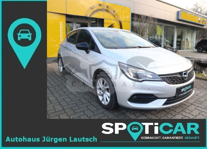 Opel Astra 2021