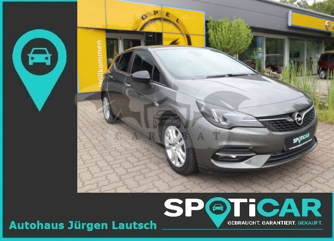 Opel Astra 2021