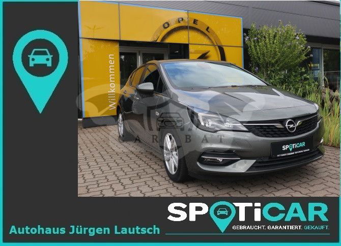 Opel Astra 2021