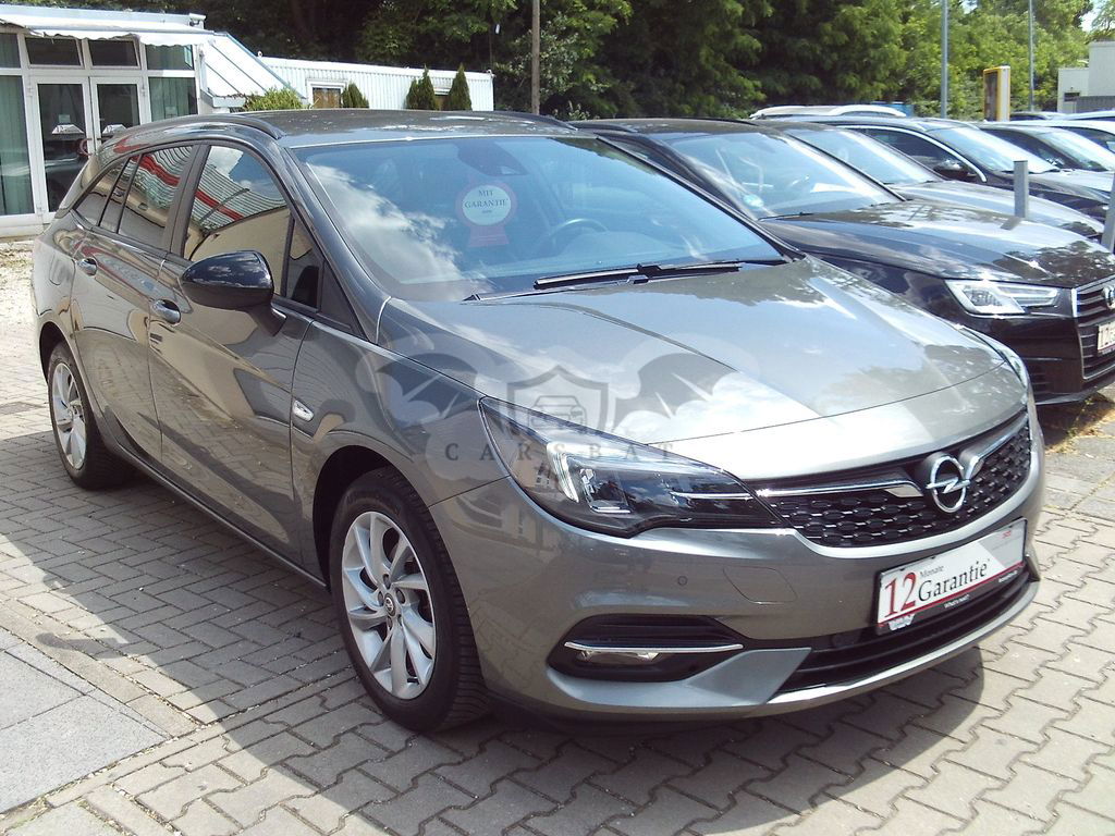 Opel Astra 2022