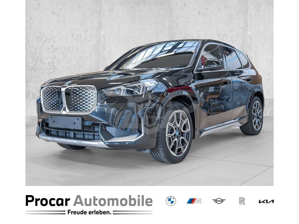 BMW iX1 2024