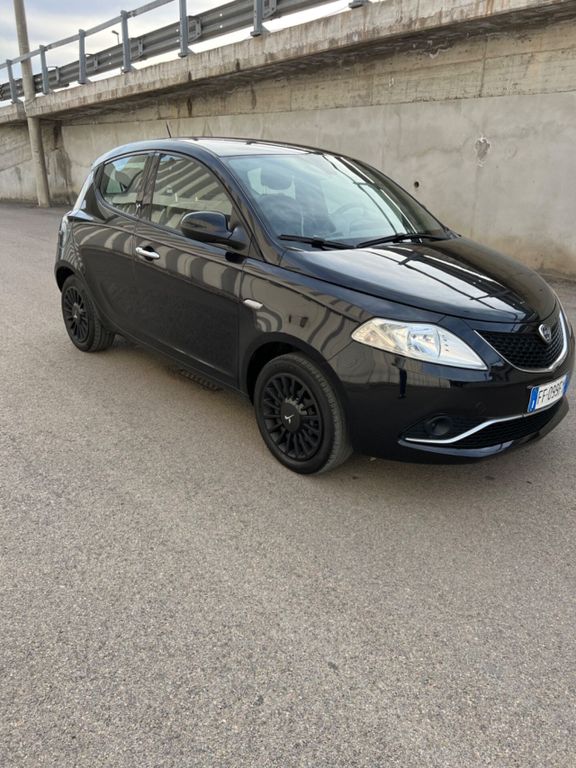 Lancia Ypsilon 2017