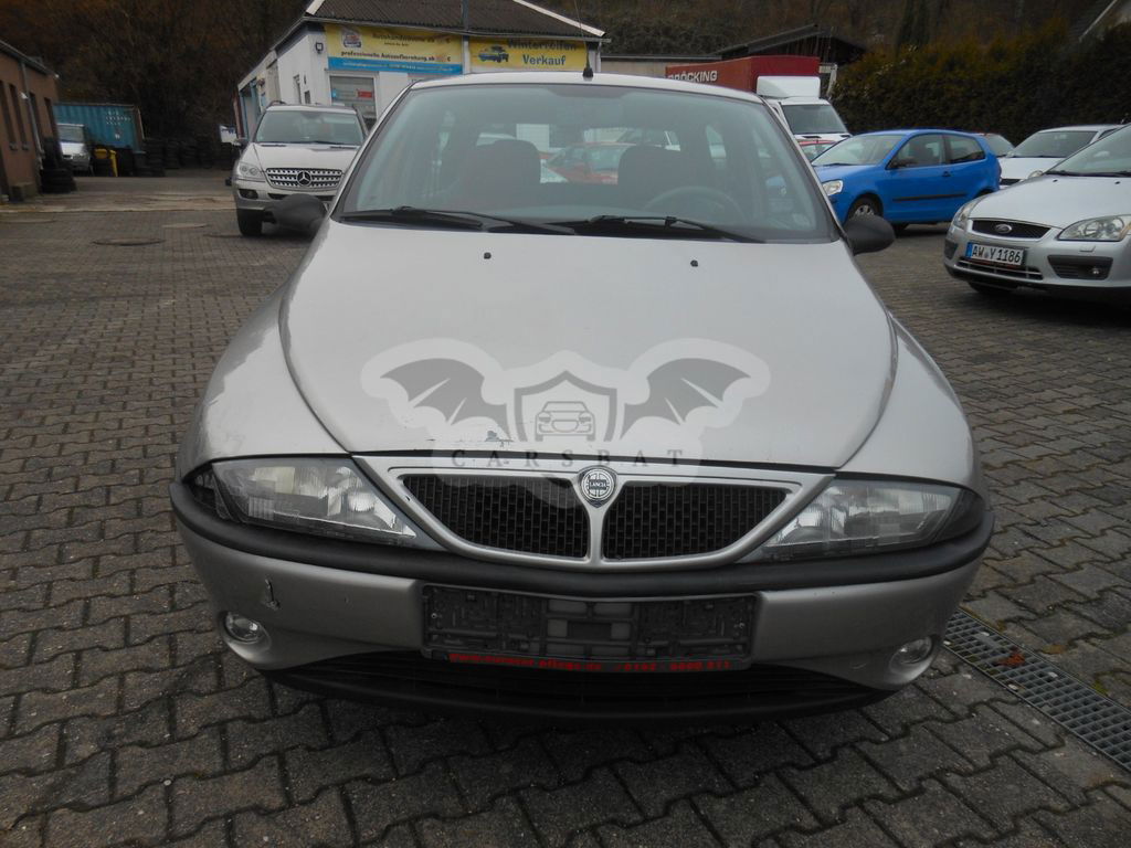 Lancia Ypsilon 2000