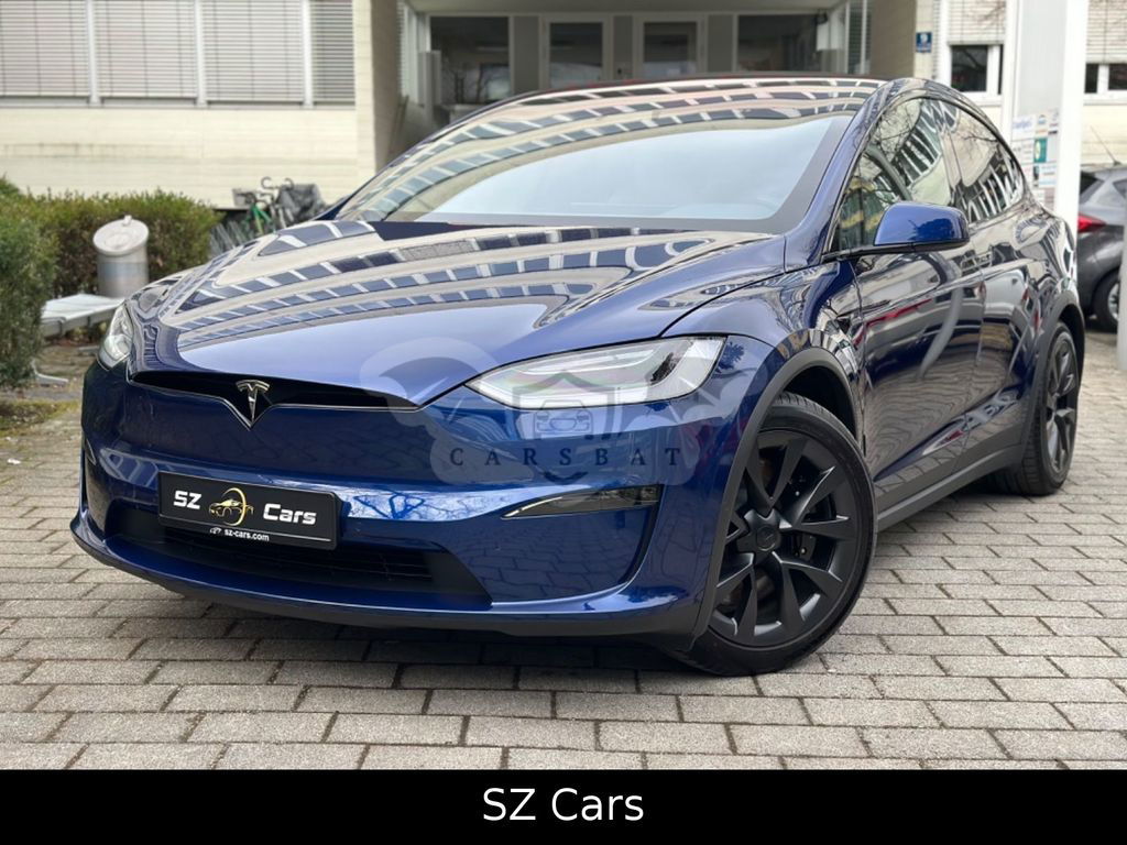 Tesla Model X 2022